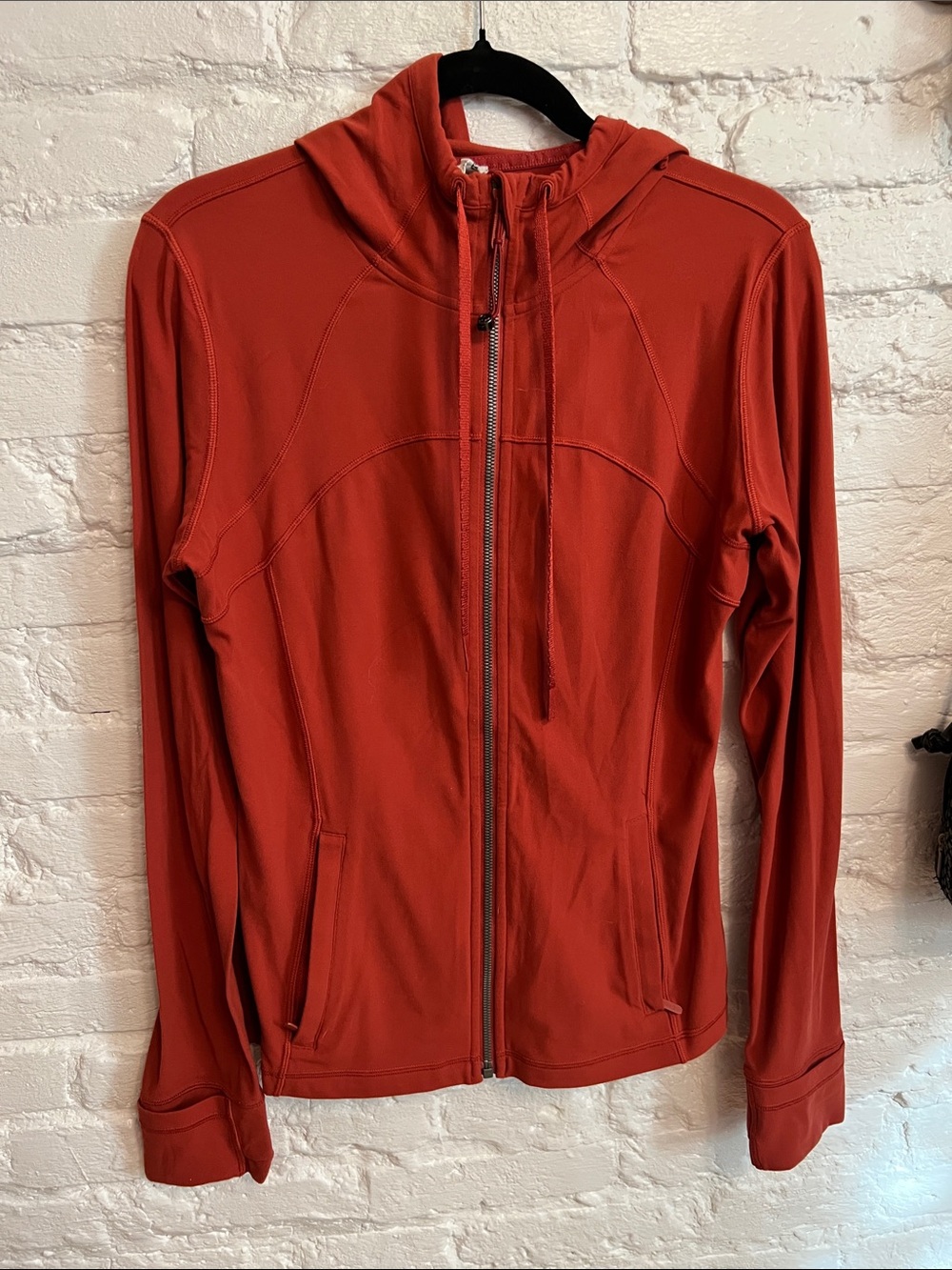 Hooded Define Jacket - cayenne